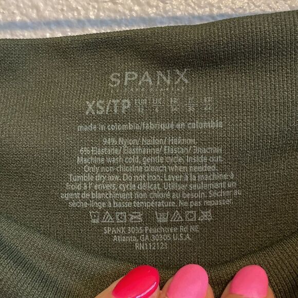 NWT- SPANX- Seamless Leggings for Women Tummy Control- Green Camo- Size XS - Picture 10 of 10